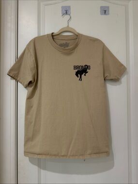 BONGO Tan Short Sleeve Tee with Bronco Chest Graphic